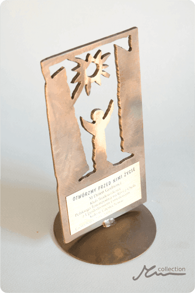 Statyett i metall -  MET101