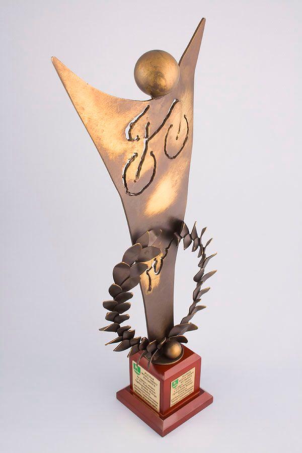 Statyett i metall -  MET005
