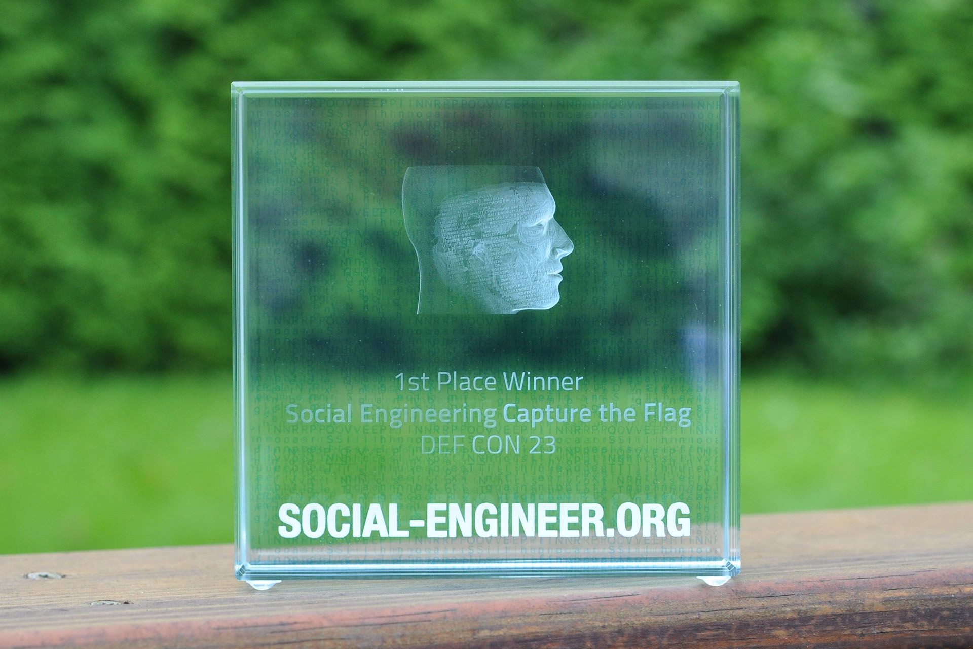 statuetka szklo social-engineer.orgglasso